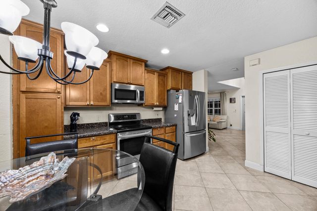 1622 S S Club Drive Drive, Wellington, FL 33414