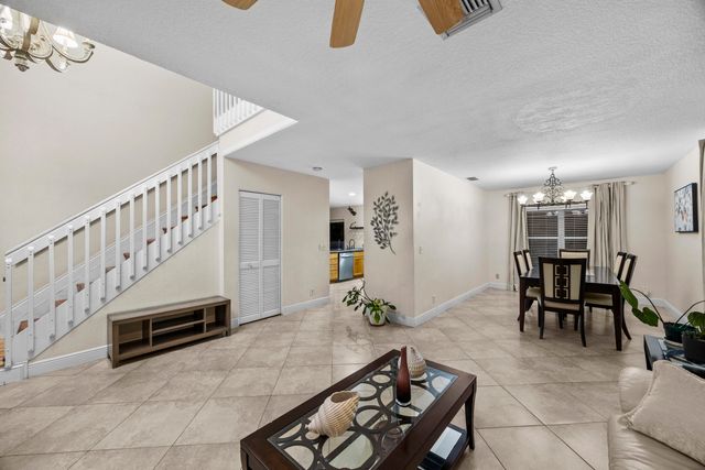 1622 S S Club Drive Drive, Wellington, FL 33414