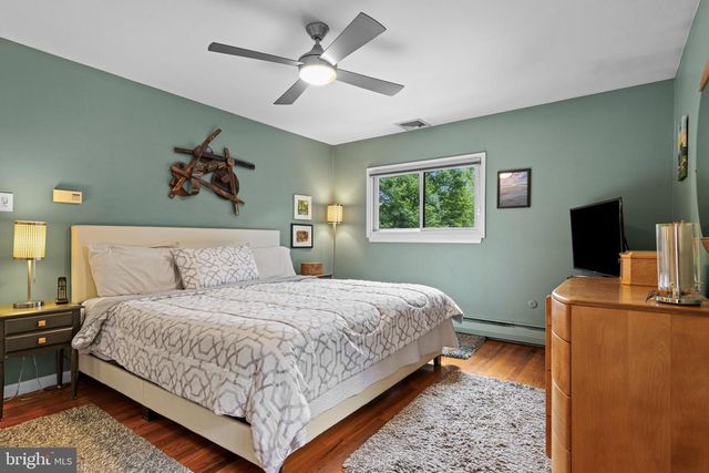 1403 BERWYN PAOLI RD, Paoli, PA 19301
