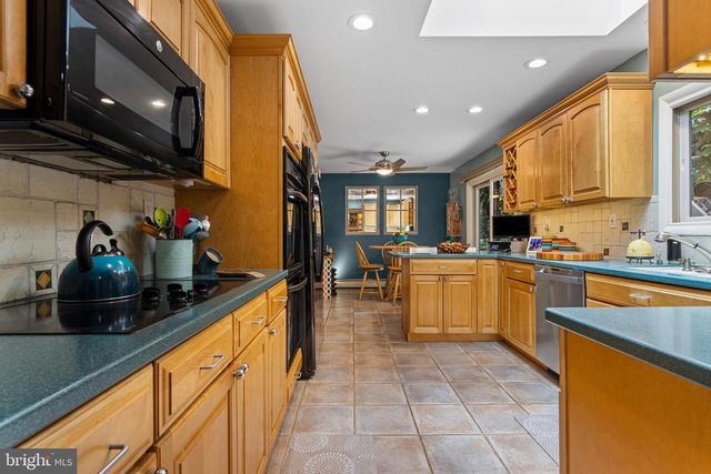 1403 BERWYN PAOLI RD, Paoli, PA 19301