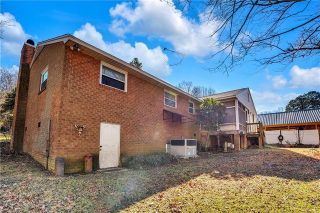 1931 Greenwood Road, Asheboro, NC 27203