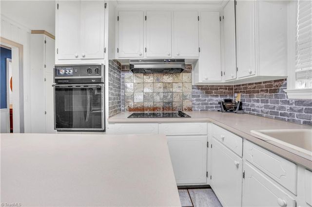 1931 Greenwood Road, Asheboro, NC 27203