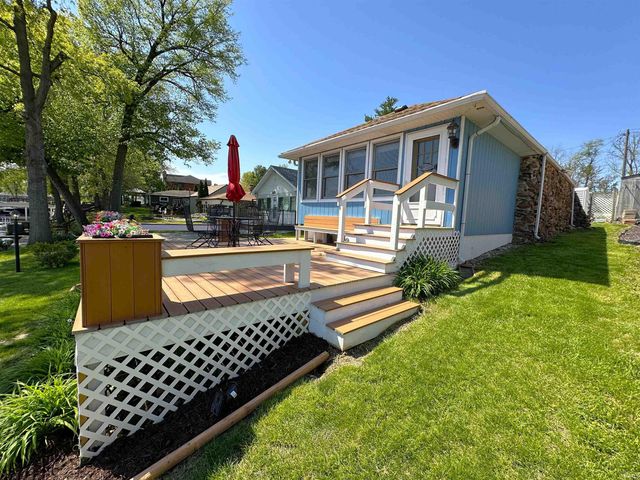 6855 N Skaggs Court, Monticello, IN 47960
