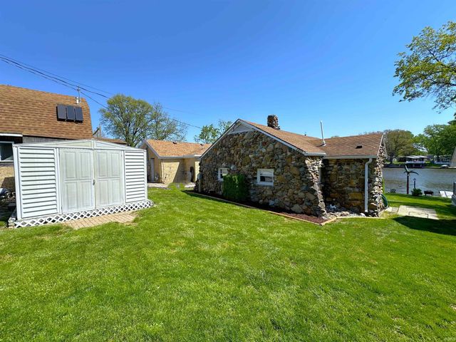 6855 N Skaggs Court, Monticello, IN 47960