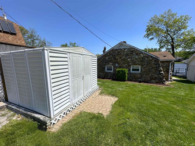 6855 N Skaggs Court, Monticello, IN 47960