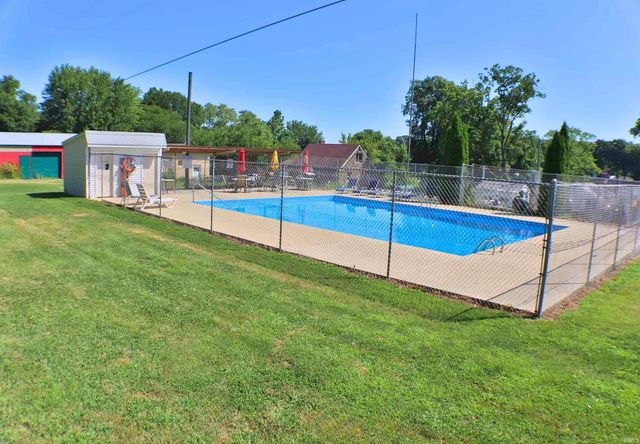 6855 N Skaggs Court, Monticello, IN 47960