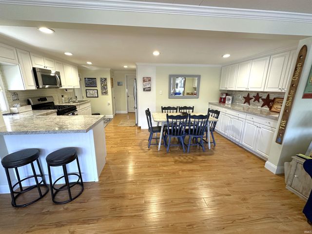 6855 N Skaggs Court, Monticello, IN 47960