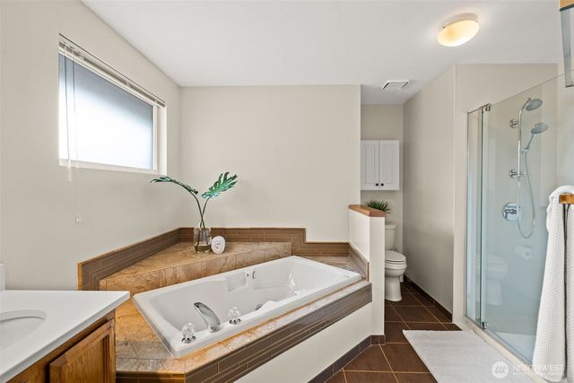 13730 Connor Loop NW, Silverdale, WA 98383