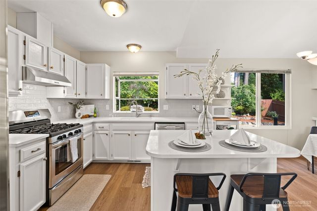 13730 Connor Loop NW, Silverdale, WA 98383