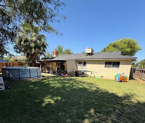 2415 Fordham Avenue, Clovis, CA 93611