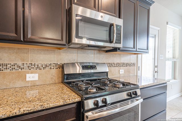 7631 William Bonney, San Antonio, TX 78254