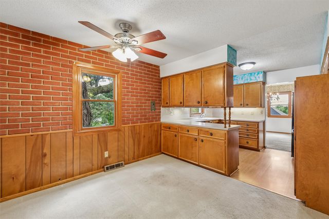 3414 Skyline Drive, Des Moines, IA 50310