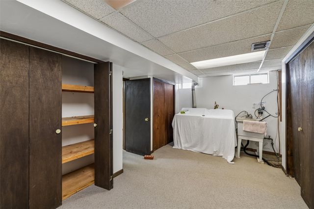 3414 Skyline Drive, Des Moines, IA 50310