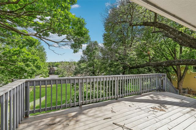 3414 Skyline Drive, Des Moines, IA 50310