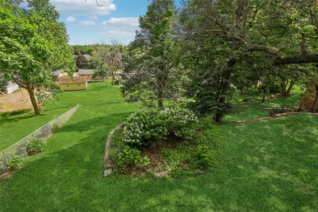 3414 Skyline Drive, Des Moines, IA 50310
