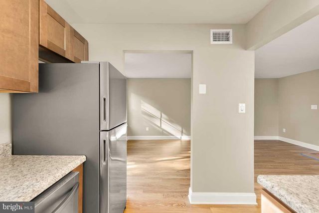 12104 SONGBIRD LN, Germantown, MD 20876