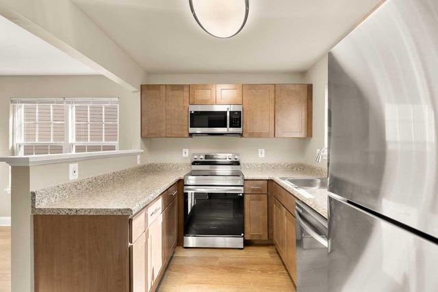 12104 SONGBIRD LN, Germantown, MD 20876