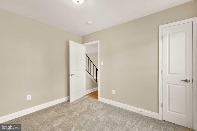 12104 SONGBIRD LN, Germantown, MD 20876