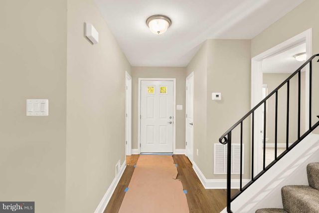 12104 SONGBIRD LN, Germantown, MD 20876