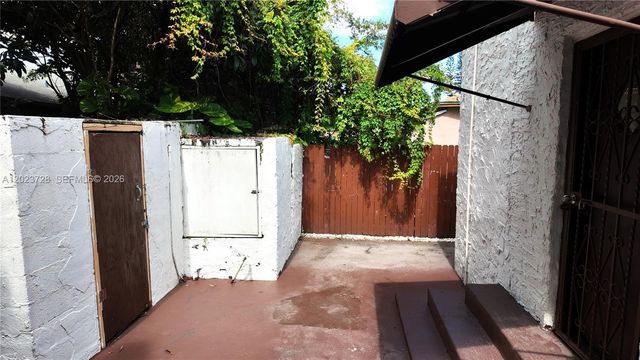 1727 NW 50th Street, Miami, FL 33142