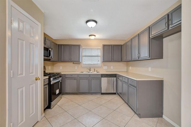 19702 Byron Meadows Drive, Katy, TX 77449