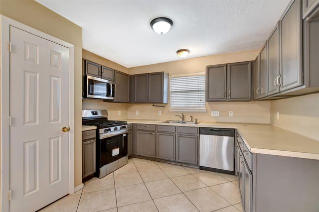 19702 Byron Meadows Drive, Katy, TX 77449
