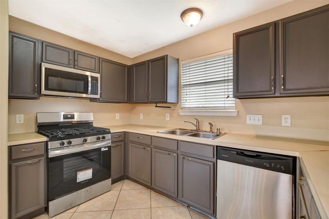 19702 Byron Meadows Drive, Katy, TX 77449