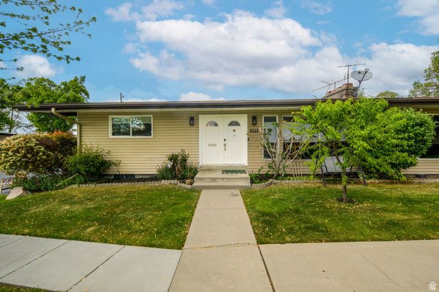 4533 S TANGLEWOOD DR, Holladay, UT 84117