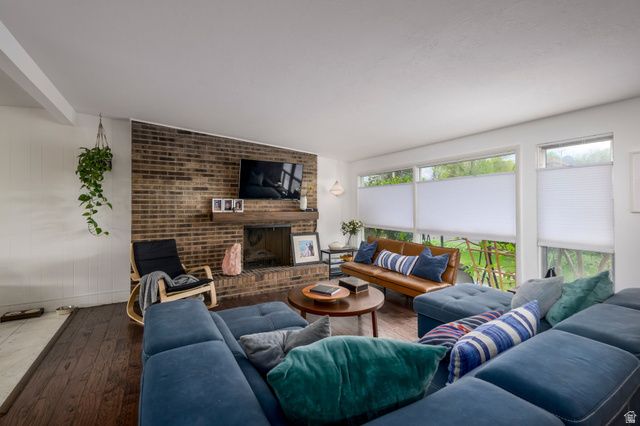 4533 S TANGLEWOOD DR, Holladay, UT 84117