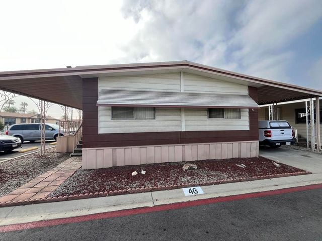 200 W San Bernardino Avenue 46, Rialto, CA 92376