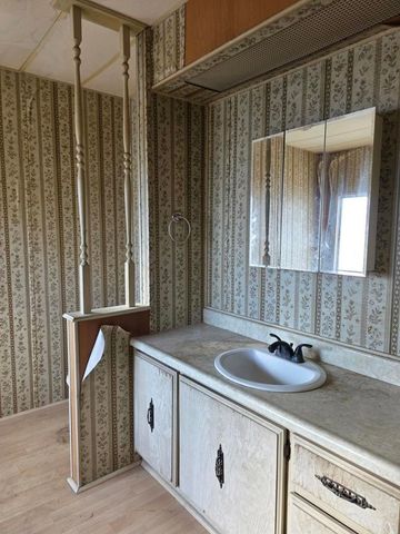 200 W San Bernardino Avenue 46, Rialto, CA 92376