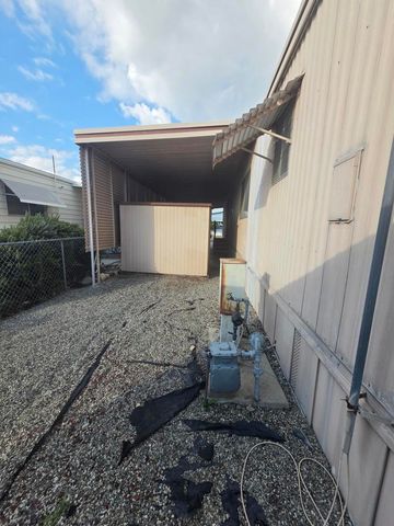 200 W San Bernardino Avenue 46, Rialto, CA 92376