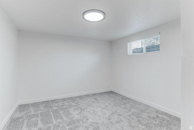 2045 W BOWLING AVE, Taylorsville, UT 84129