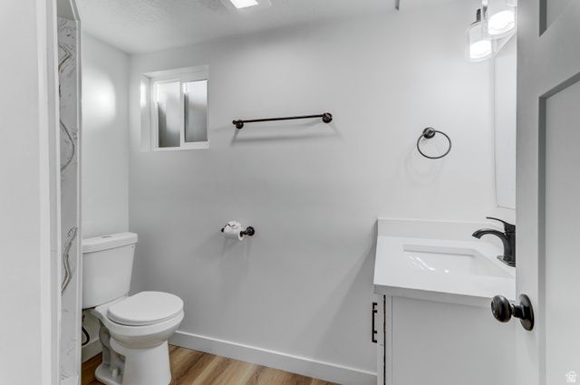 2045 W BOWLING AVE, Taylorsville, UT 84129