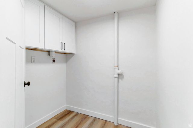 2045 W BOWLING AVE, Taylorsville, UT 84129