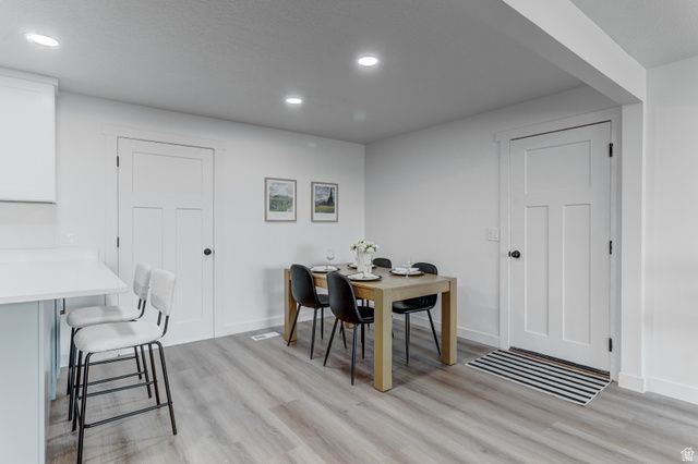 2045 W BOWLING AVE, Taylorsville, UT 84129