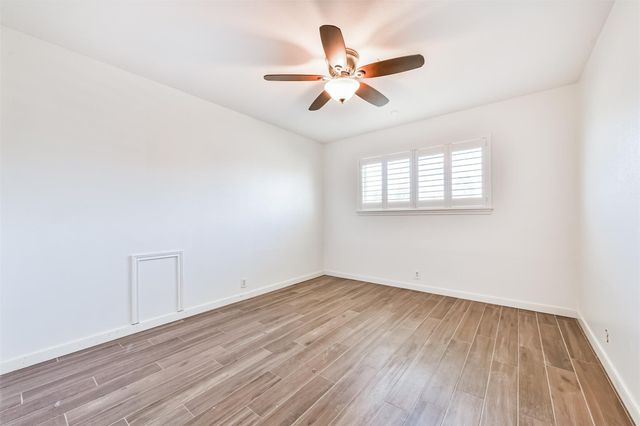 312 S 15th Street, La Porte, TX 77571