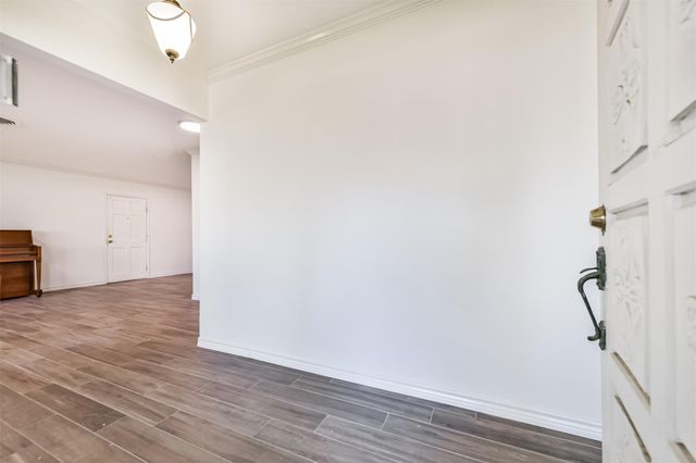 312 S 15th Street, La Porte, TX 77571