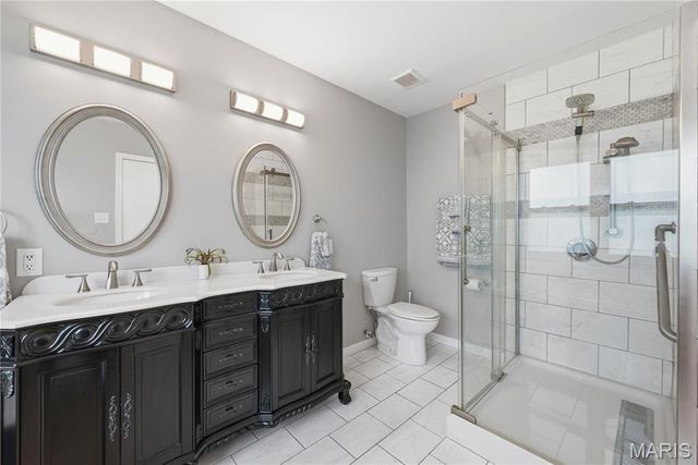 7323 S Rock Hill, St Louis, MO 63123