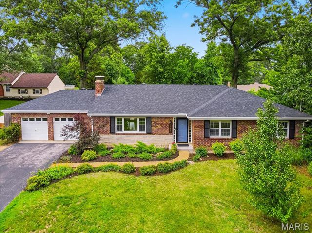 7323 S Rock Hill, St Louis, MO 63123