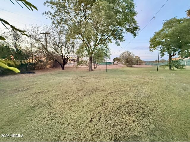 14223 W OLIVE Avenue, Waddell, AZ 85355