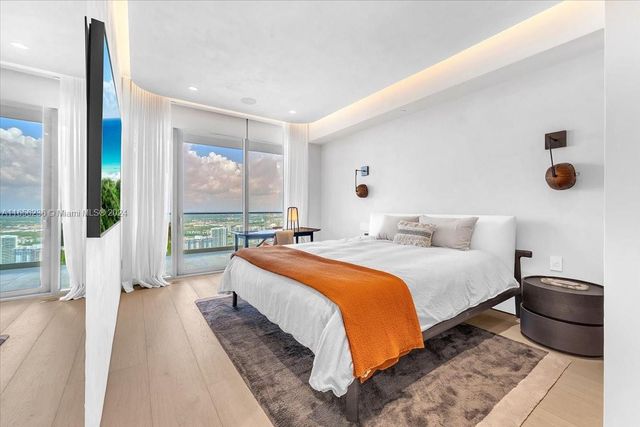 18975 Collins Ave 5302+Cabana 6, Sunny Isles Beach, FL 33160