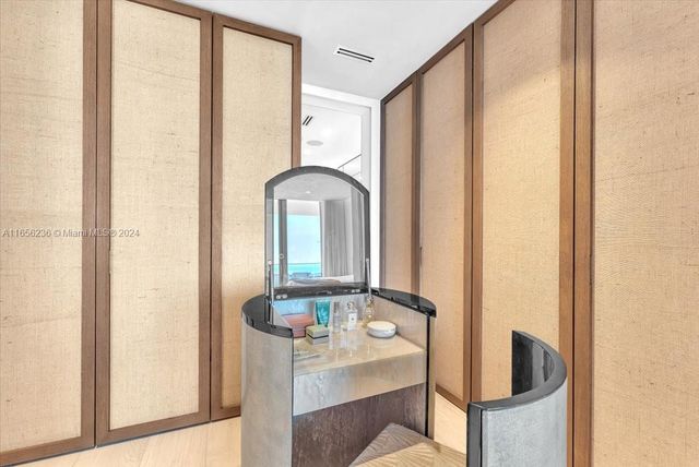 18975 Collins Ave 5302+Cabana 6, Sunny Isles Beach, FL 33160
