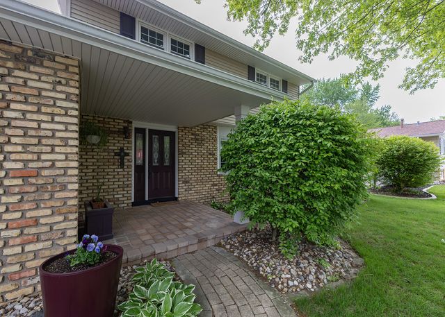 3805 Kenwood Avenue, Davenport, IA 52807