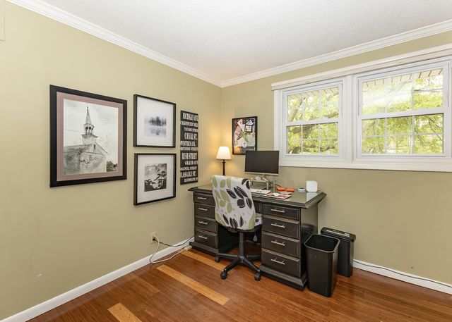 3805 Kenwood Avenue, Davenport, IA 52807
