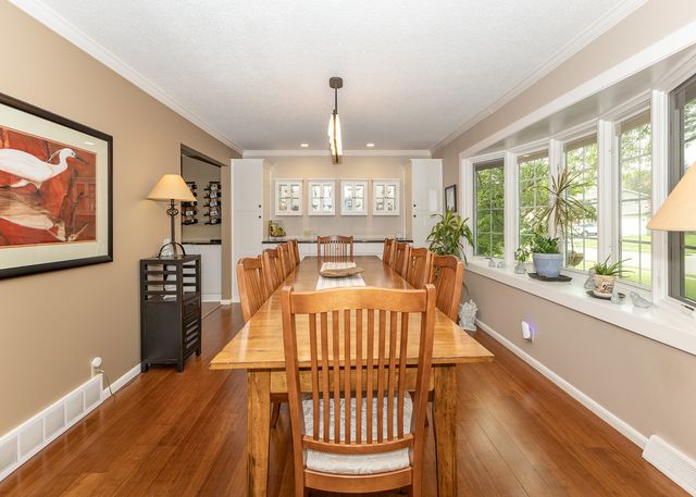 3805 Kenwood Avenue, Davenport, IA 52807