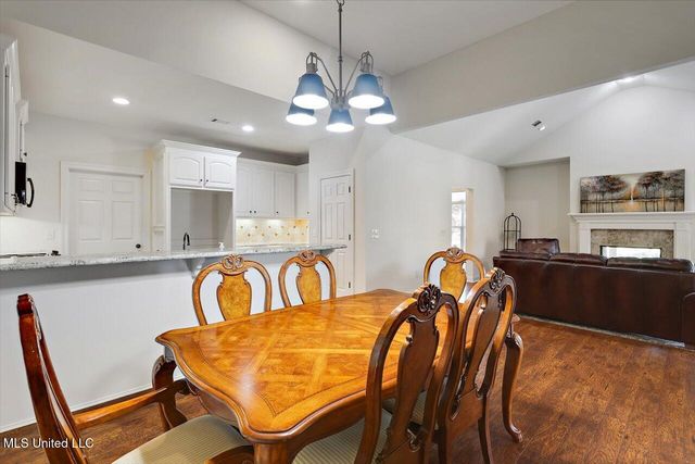 540 Sweetwater Drive, Pearl, MS 39208