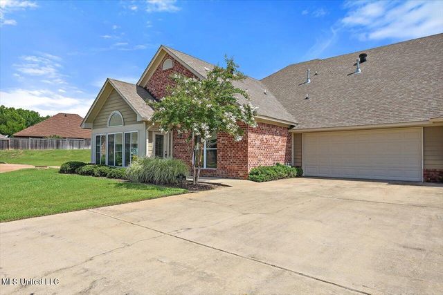 540 Sweetwater Drive, Pearl, MS 39208