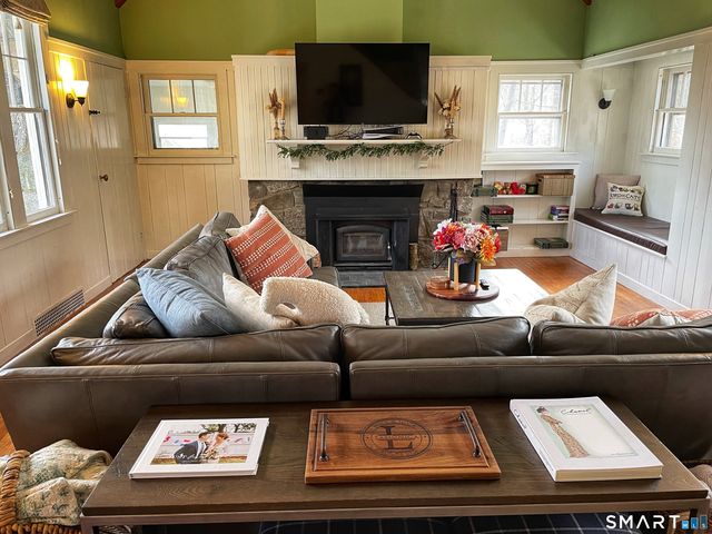 625 Maple Avenue, Cheshire, CT 06410