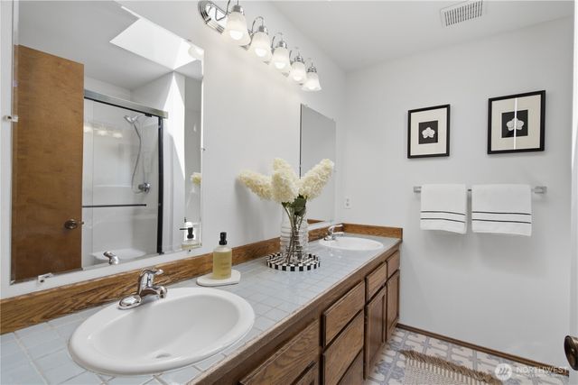 18228 NE 109th Street, Redmond, WA 98052